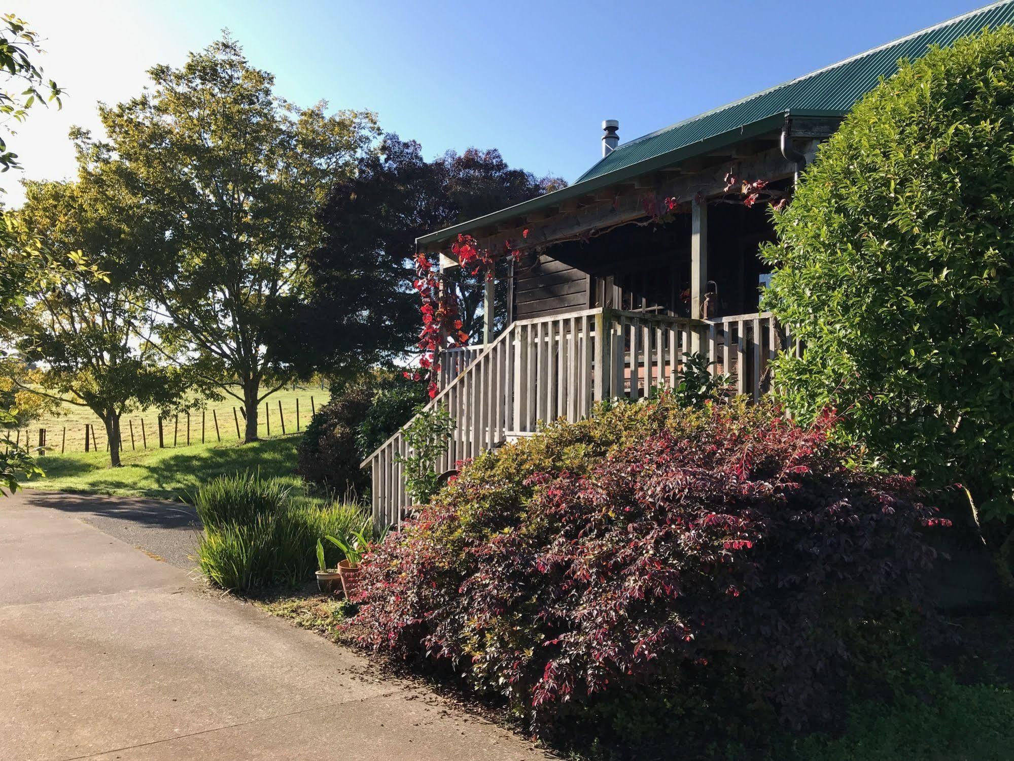 库姆葡萄园酒店 Waimauku 外观 照片